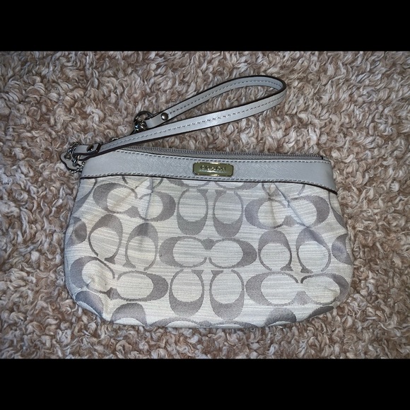 Coach wristlet - Picture 1 of 2